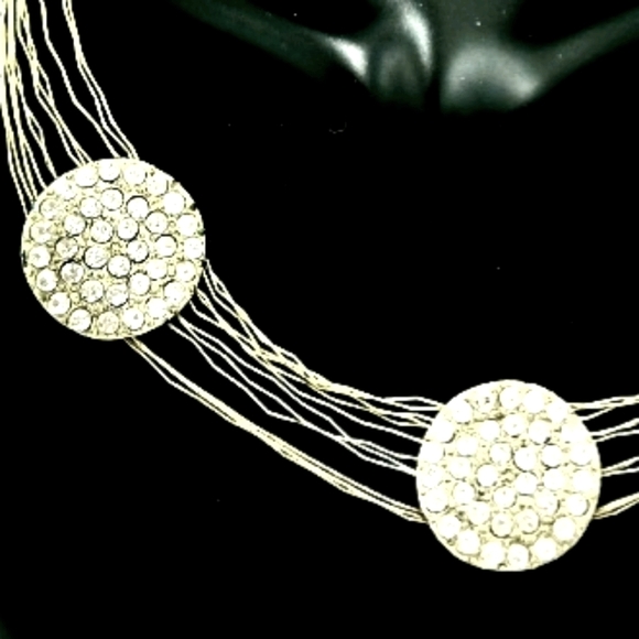 🔴 Silver Thread Rhinestone Demi-parure - Picture 8 of 16